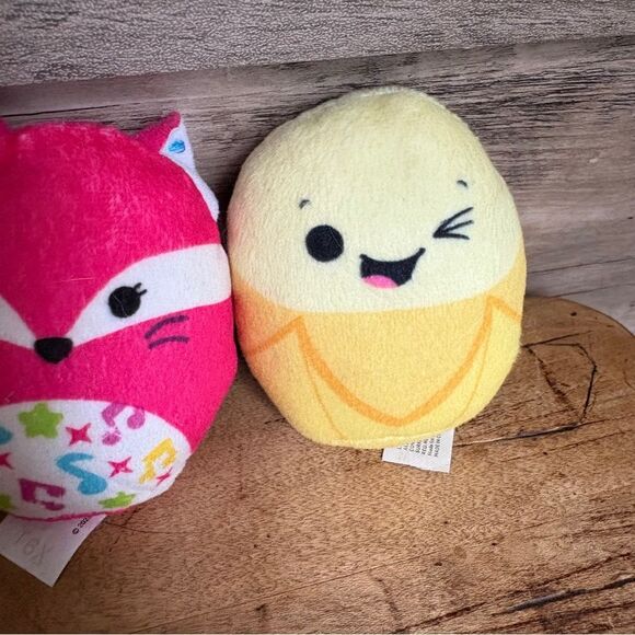 Squishville & Squishmallow Minis lot of 5 animals & bed good preused condition - Picture 8 of 11